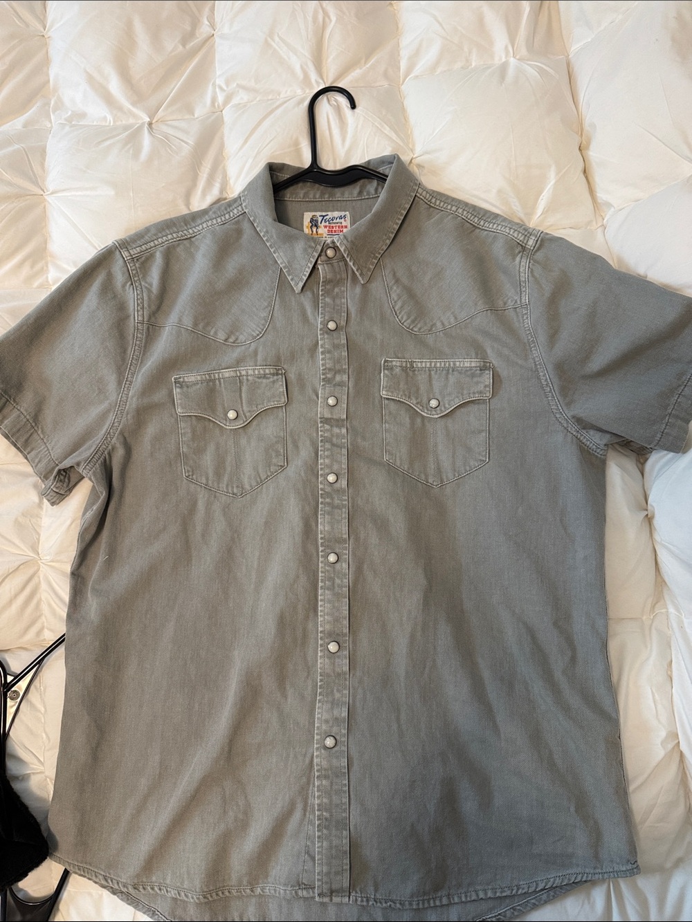 Tecovas Short-Sleeve Button-Down Shirt in WORN ONCE - washed grey